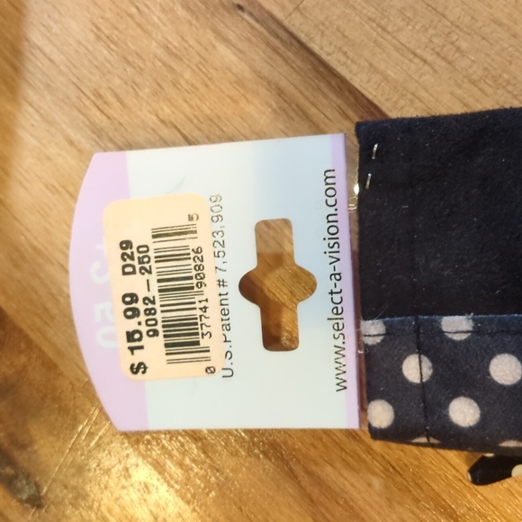 NWT Victoria Klein eyewear +2.50 readers - Picture 3 of 3